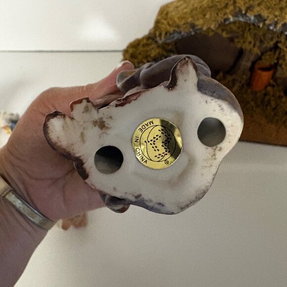 Trim Merry Nativity Set of 11 Hand-Painted Figurines and Stable Vintage - Picture 8 of 12